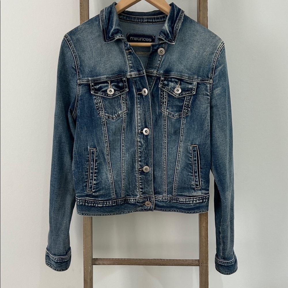 Maurices Classic Casual Button Up Blue Jean Jacket Stretchy Size Medium